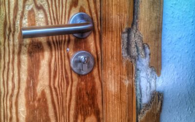 Why Your Door Lock Starts Sticking in Houston Heat or Cold