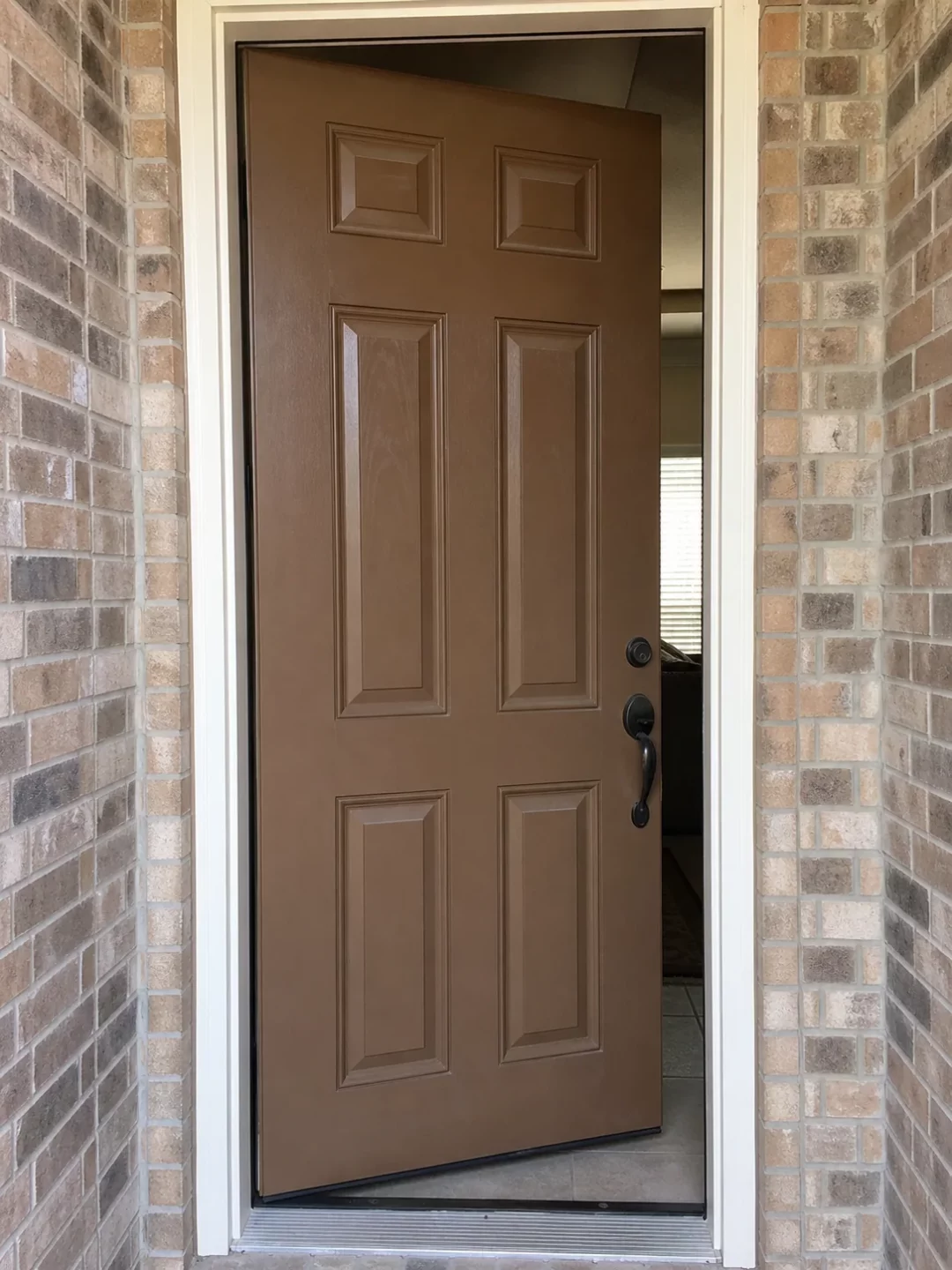 Even gap around a residential front door
