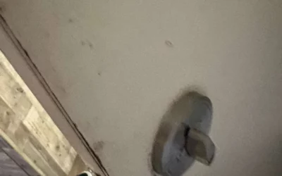 Why Your Door Lock Is Hard to Turn and When to Call a Locksmith